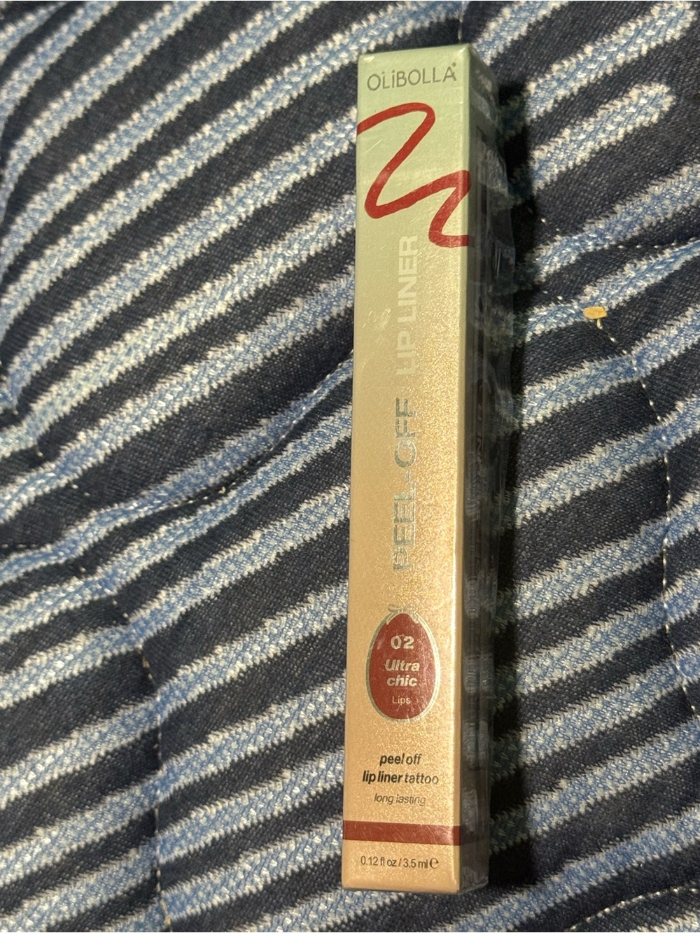 Ultra Chic 02 Peel-Off Lip Liner
